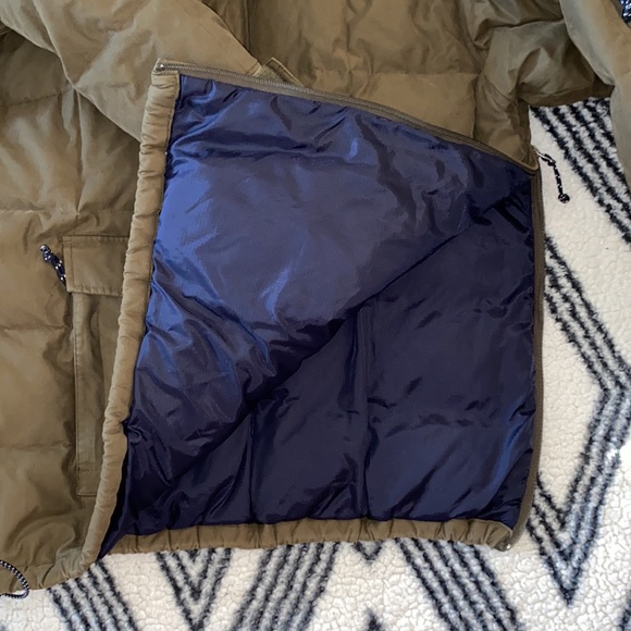 AE 77 Performance Puffer Coat | Size: M - Picture 9 of 13